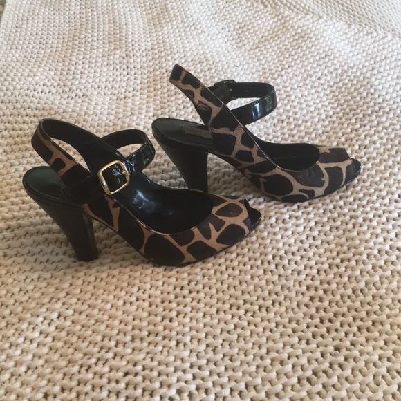 Steve Madden Shoes - Steve Madden leopard pumps
